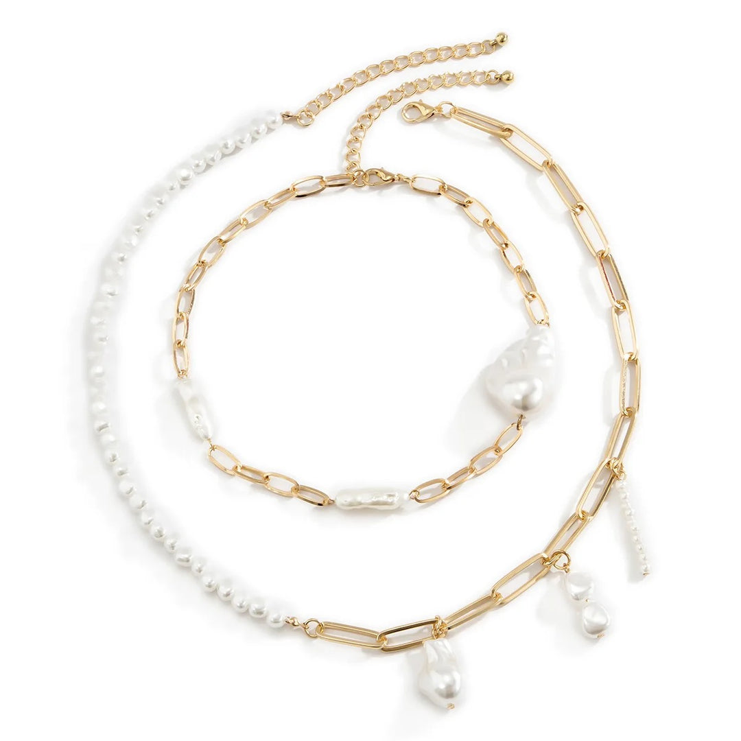 Eleonor Pearl Necklace