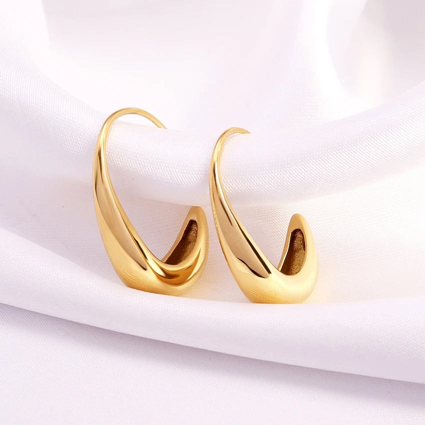 Lola Hoop Earrings