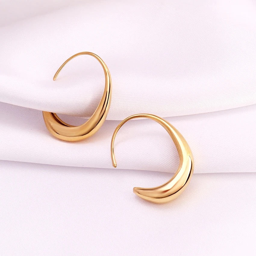 Lola Hoop Earrings