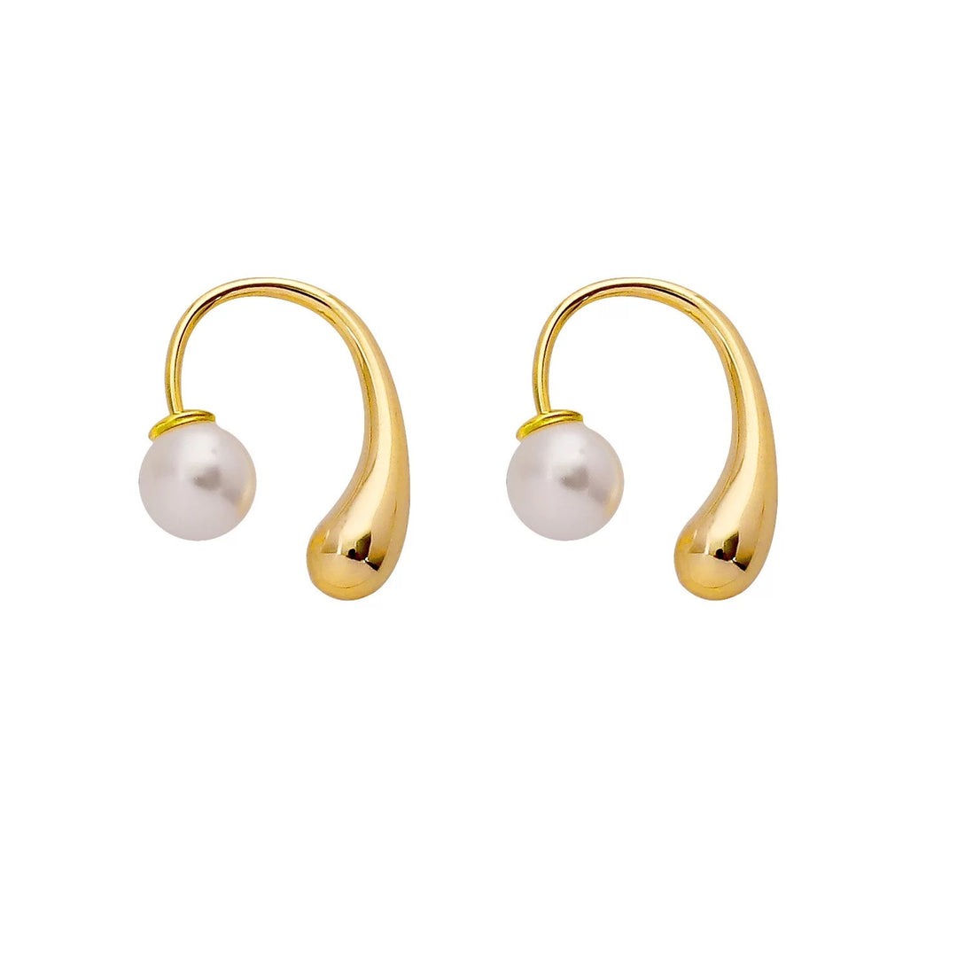 Kelly Pearl Hug Earrings