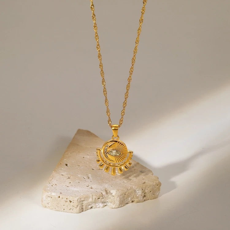 Delta Pendant & Chain Necklace