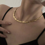 Load image into Gallery viewer, Kasa Twisted Necklace
